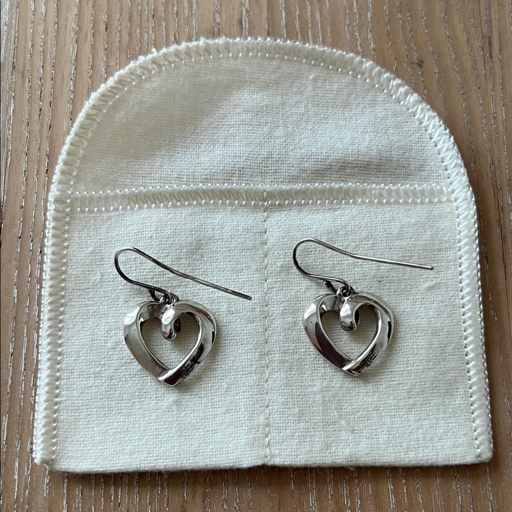 James Avery RETIRED Ribbon Heart Earrings